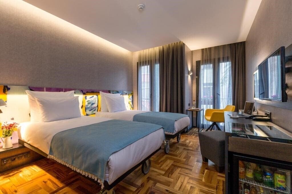 Вид Lampa Design Hotel 4*