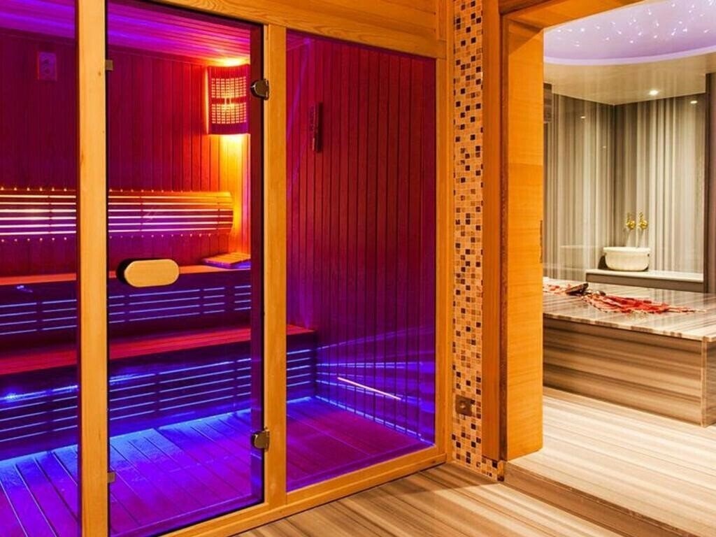 Фотография Nidya Hotel Esenyurt 4*