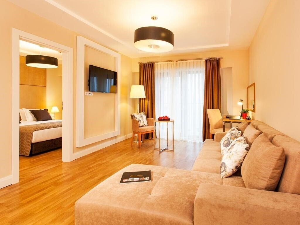Вид Nidya Hotel Esenyurt 4*