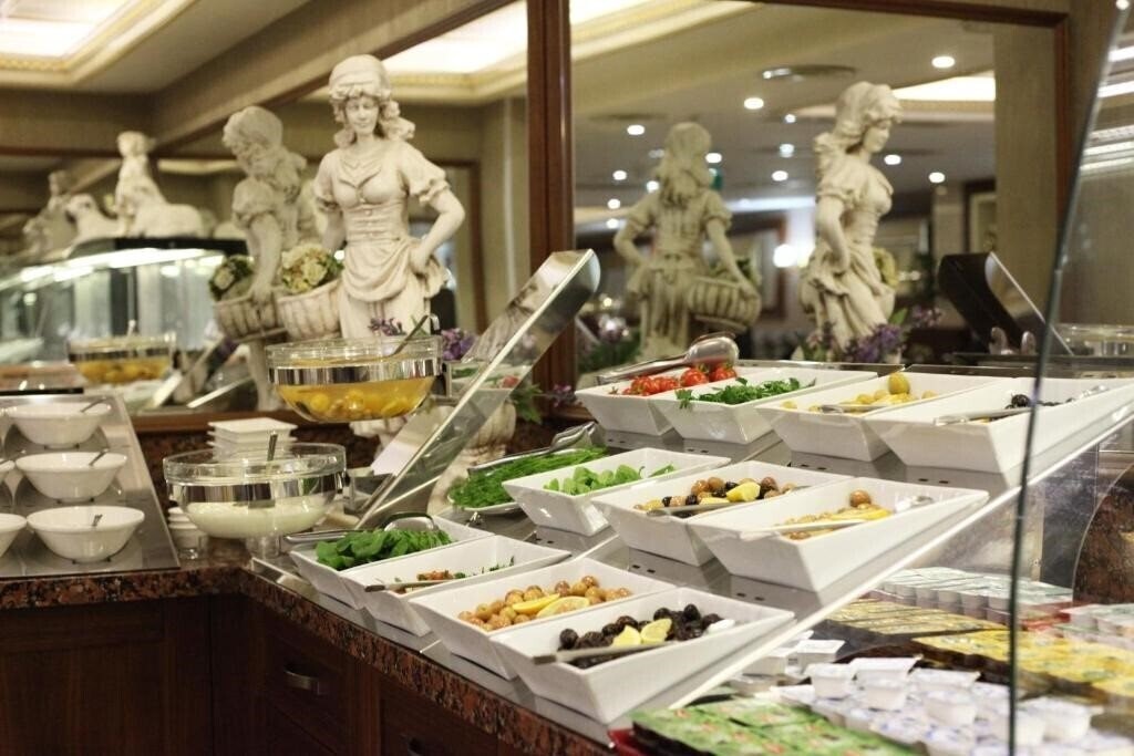 Апартаменты Halifaks Hotel (ex. Halifaks) 4*