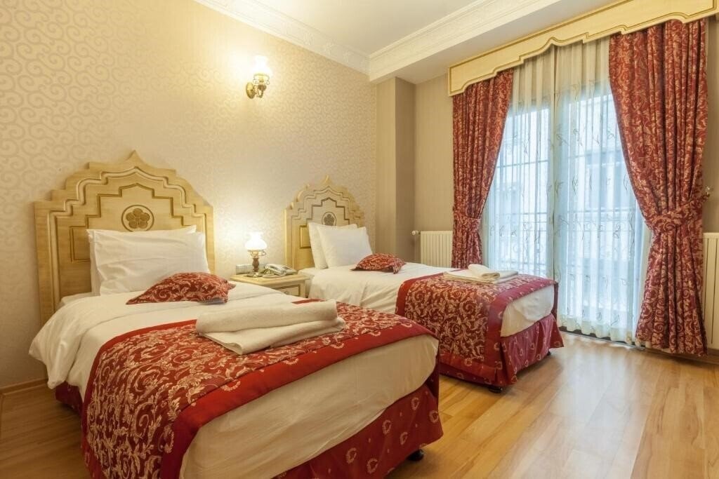 Территория Saba Sultan Hotel 3*