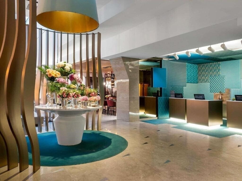 Изображение Novotel Istanbul Bosphorus Hotel 5*