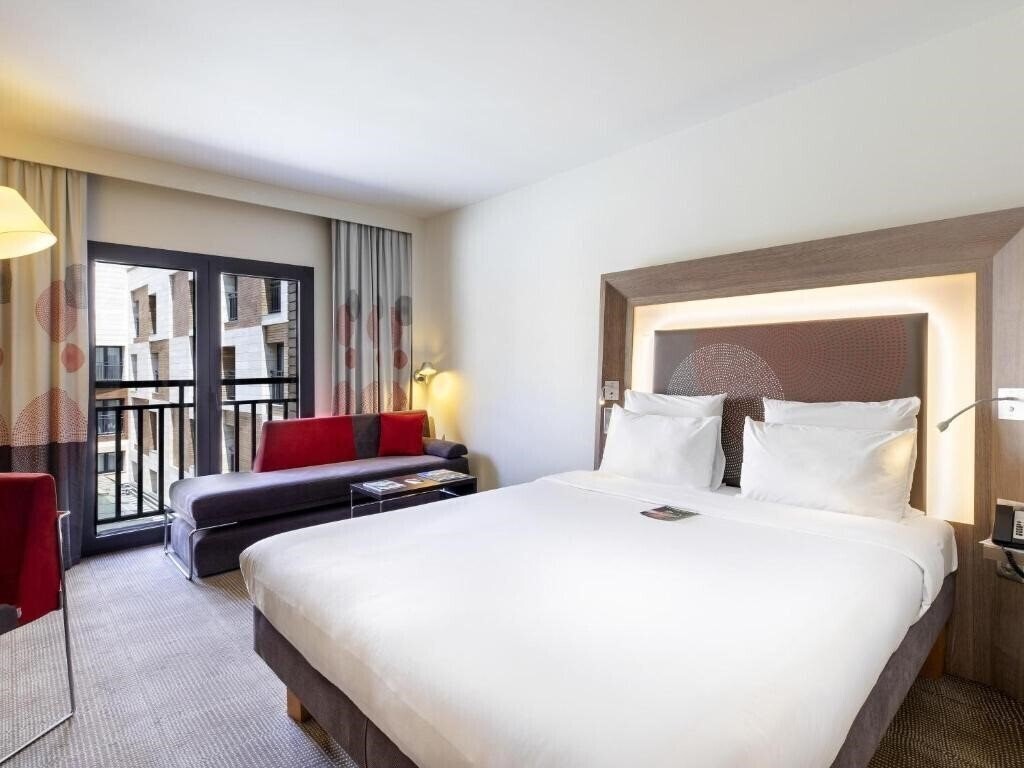 Апартаменты Novotel Istanbul Bosphorus Hotel 5*