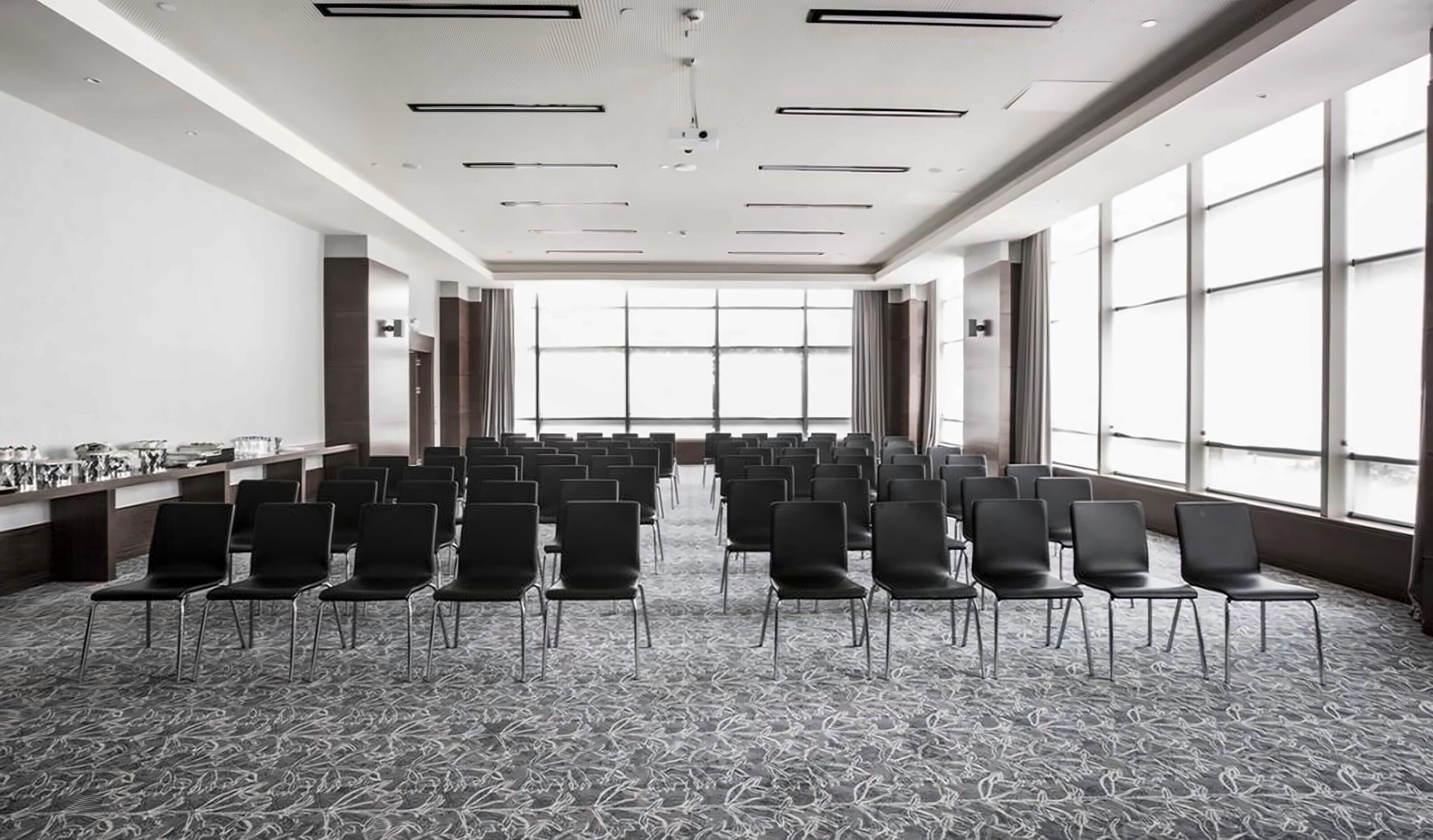 Территория Park Dedeman Levent 4*
