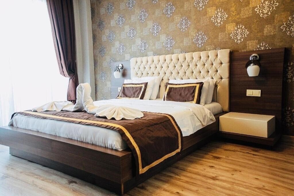 Вид Golf Royal Residence 4*