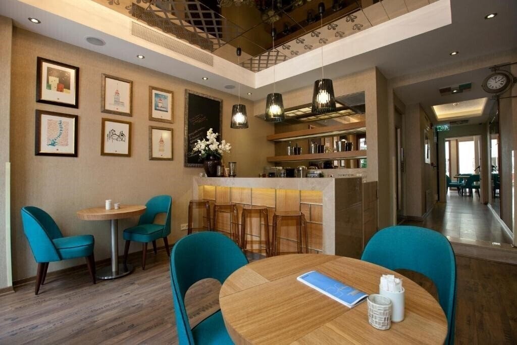 Територія Collage Taksim Hotel 3*