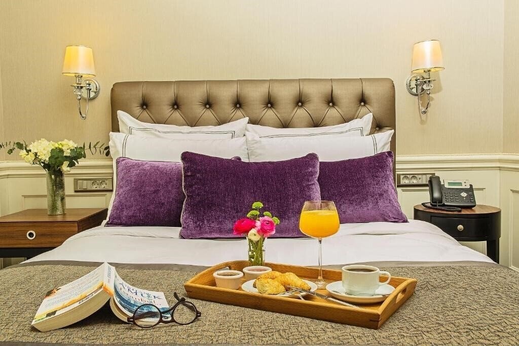 Вид Meroddi Bagdatliyan Hotel 4*