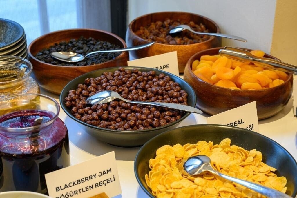 Территория Four Points Flex by Sheraton Istanbul Taksim Square (ex. Four Points Express by Sheraton Istanbul Taksim Square, Senator Taksim) 4*