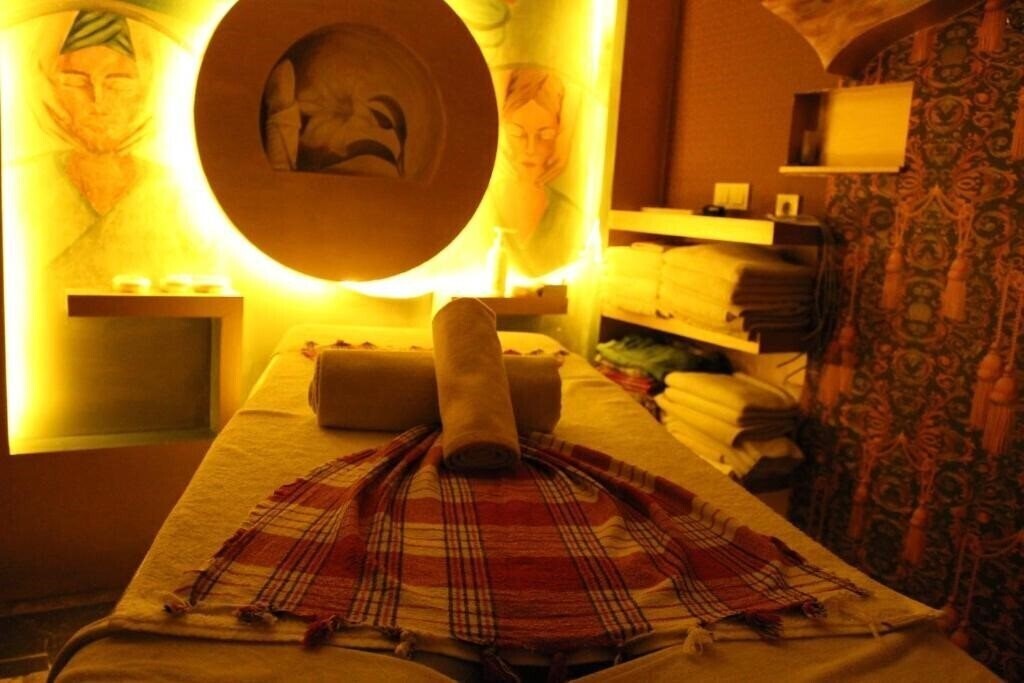 Апартаменты Amara Old City Hotel & SPA (ex. Amara Old City Hotel, Amara Hotel Sirkeci, Orka Old City Hotel & SPA) 3*