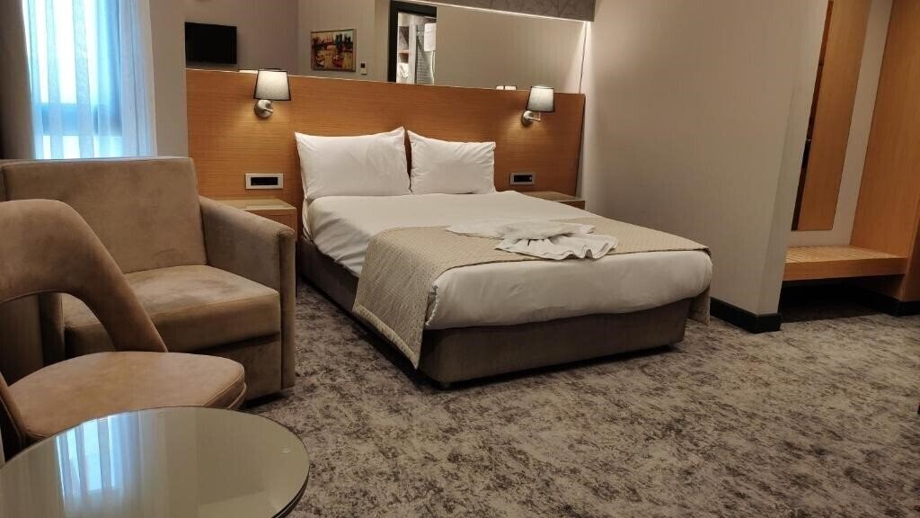 Готель Triada Hotel Karakoy 4*