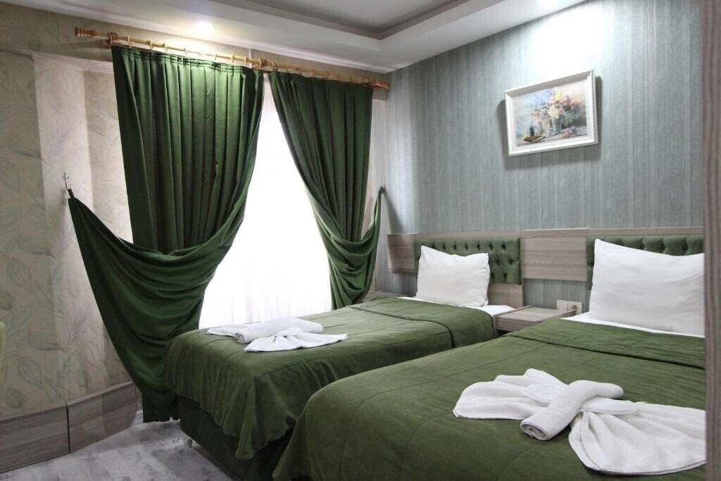 Отель Kaya Madrid Hotel (ex. Hotel Istanbul Kaya Madrid) 3*