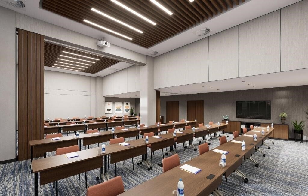 Панорама Crowne Plaza Istanbul West (ex. Istanbul West by IHG, Manesol Fuar Beylikduzu, Manesol Fuar Hotel) 5*