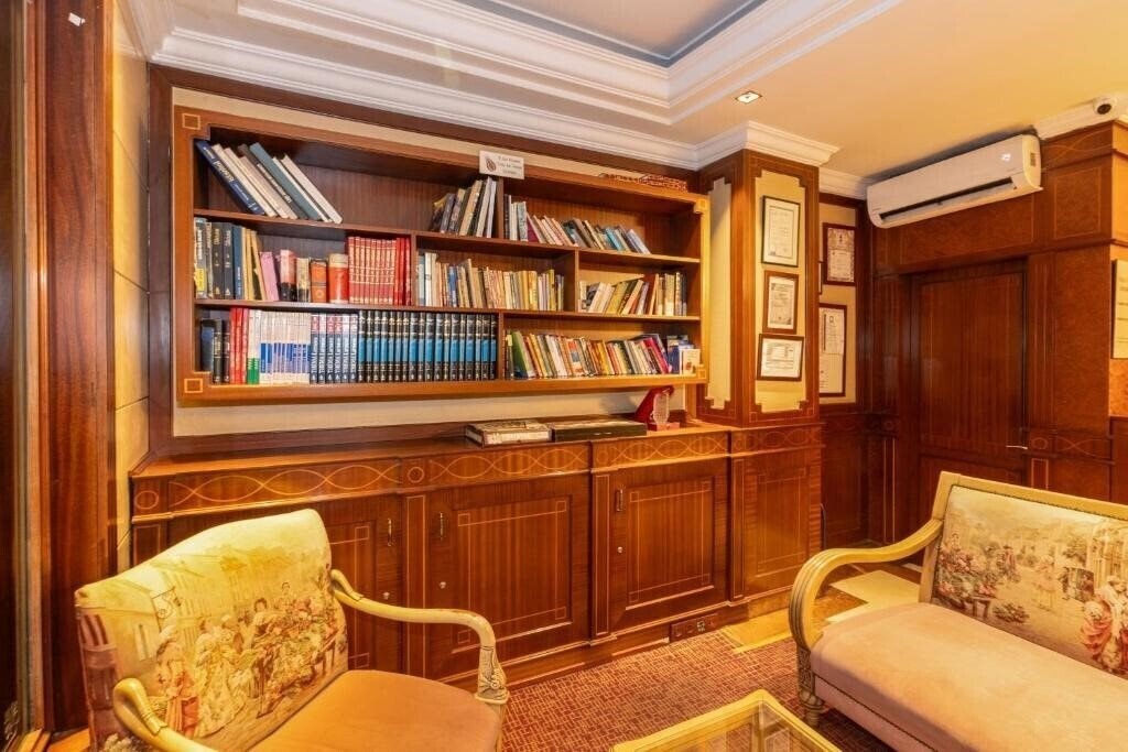 Панорама Pera Rose Hotel 4*