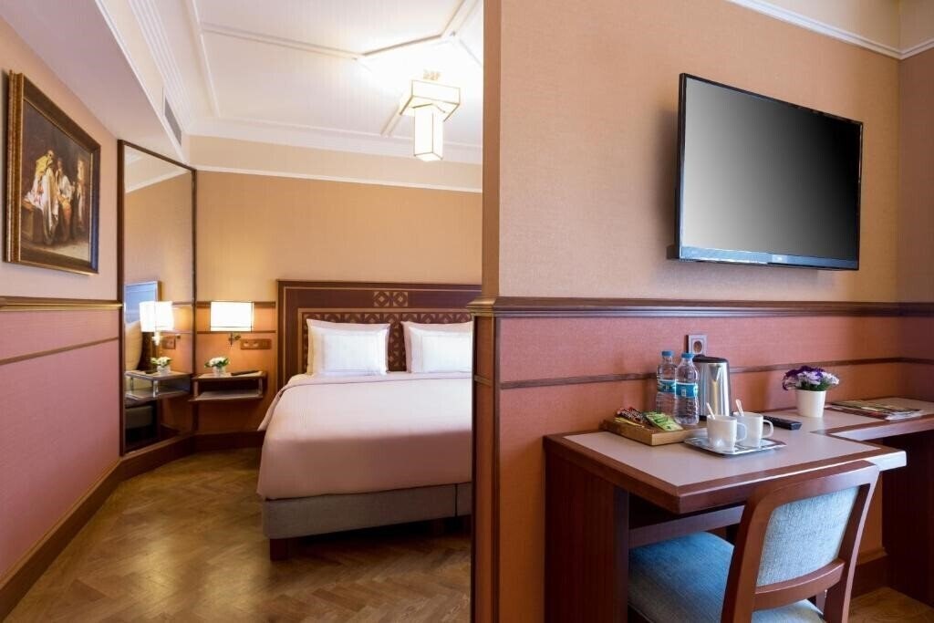 Панорама Lalahan Hotel 4*