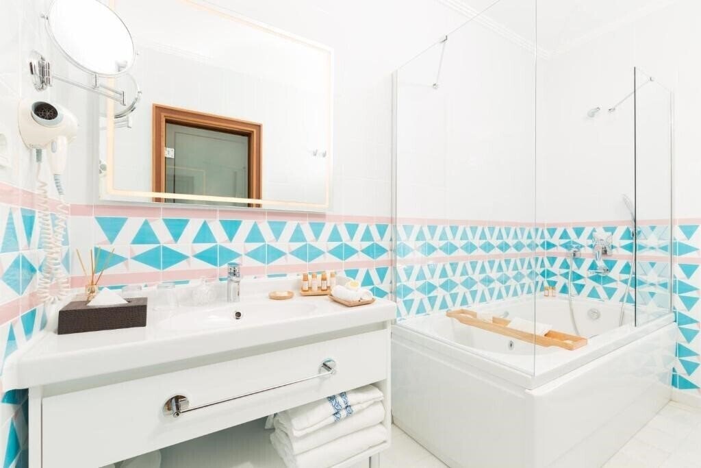 Вид Lalahan Hotel 4*