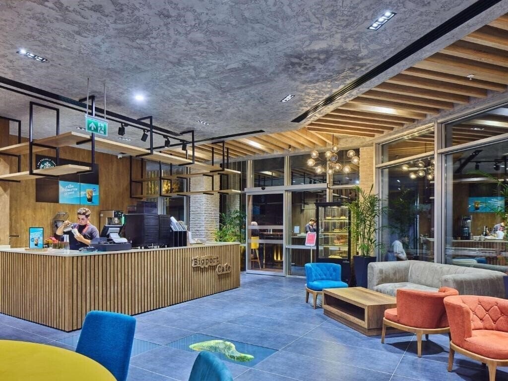 Апартаменти Ibis Istanbul Airport 3*