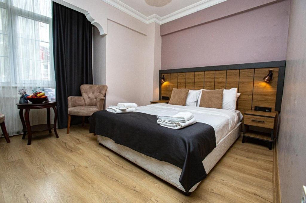 Отель Comfort Hotel Taksim 3*