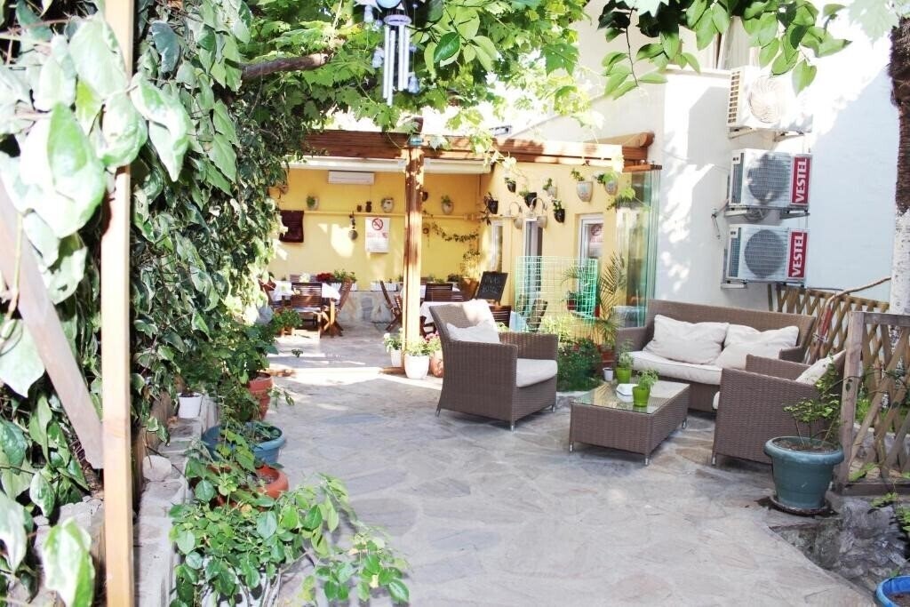 Апартаменти Divas Hotel (ex. Diva`s, Divas Boutique) 3*