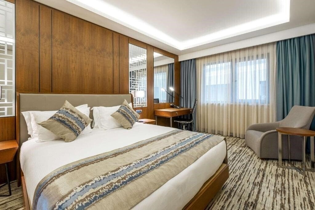 Отель Clarion Hotel Golden Horn Hotel 4*