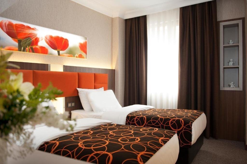 Готель Birbey 3*