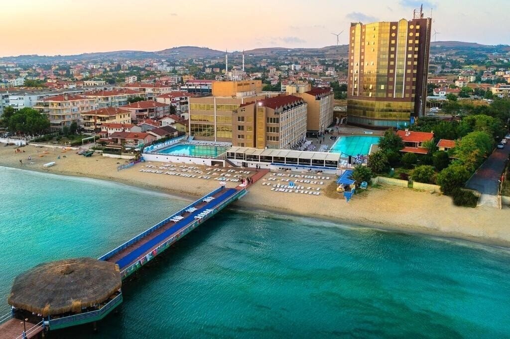 Картинка Kumburgaz Marin Princess Hotel (ex. Аrtemis Marine Princess Hotel, Sheraton Maslak) 5*