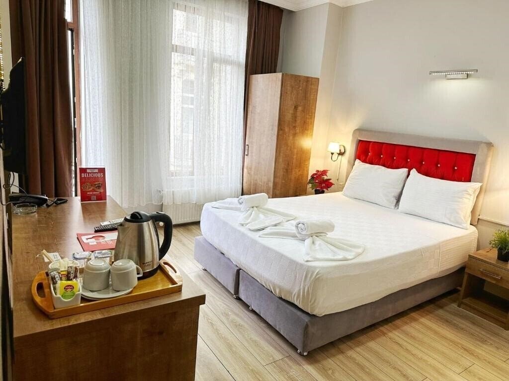 Панорама Taksim Park (ex. Taksim Park Suites) 2*