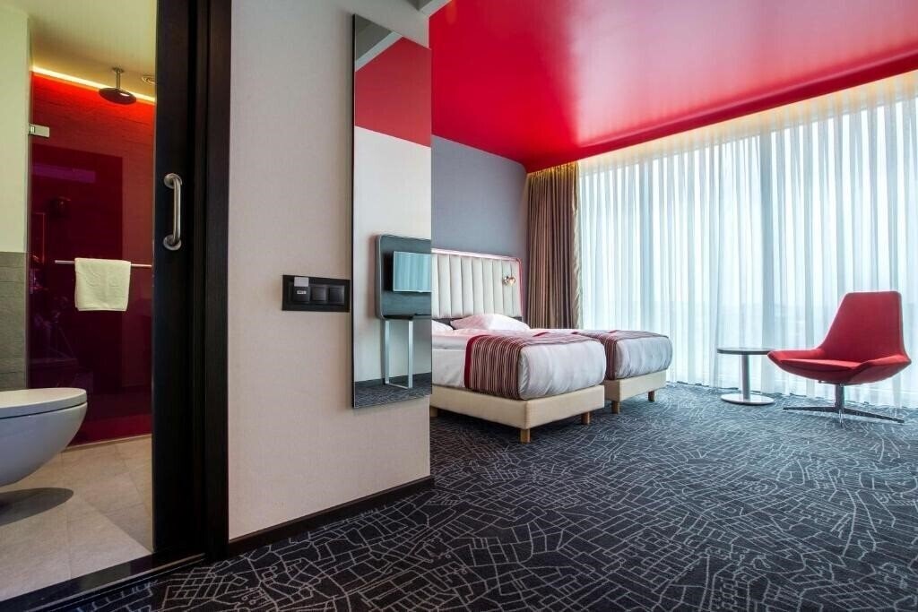 Вид Park Inn By Radisson Ist Ataturk Airport Hotel 4*