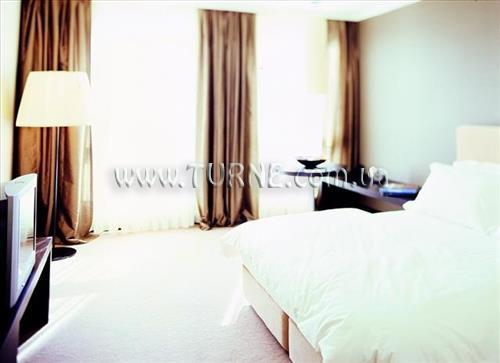 Вид Bentley Hotel 4*