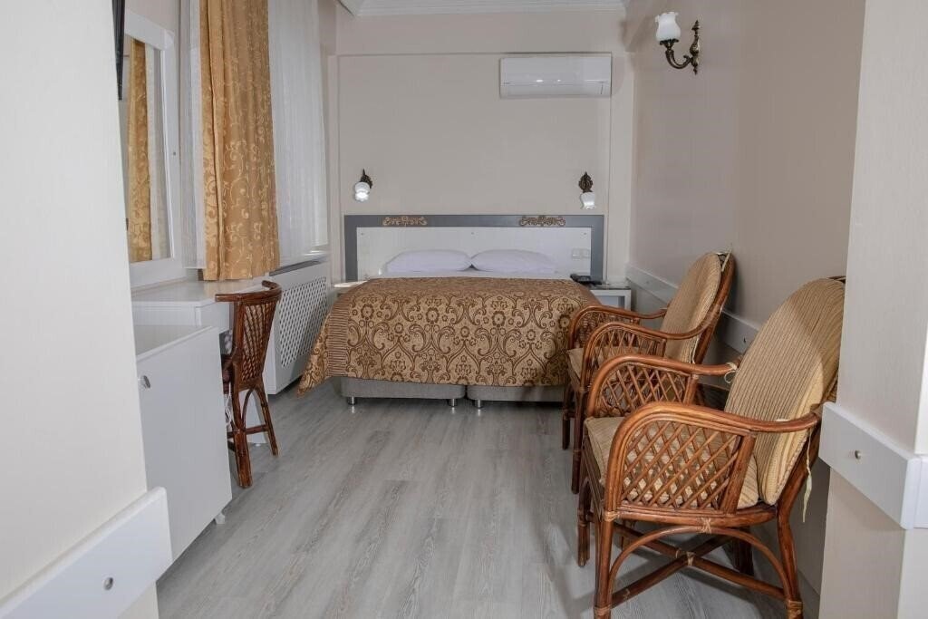 Територія Hali Hotel 3*