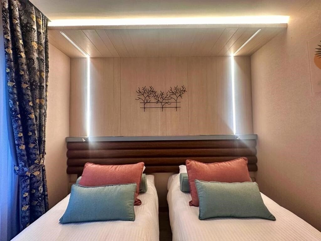 Панорама Hotel Sapphire (ex. Sapphire Hotel, Sapphire Hotel Istanbul Boutique Hotel) 4*