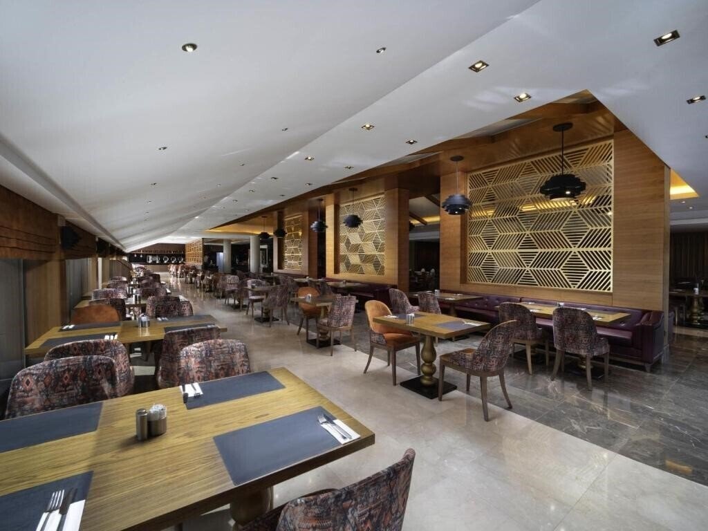 Фотография Mercure Istanbul Bomonti 5*