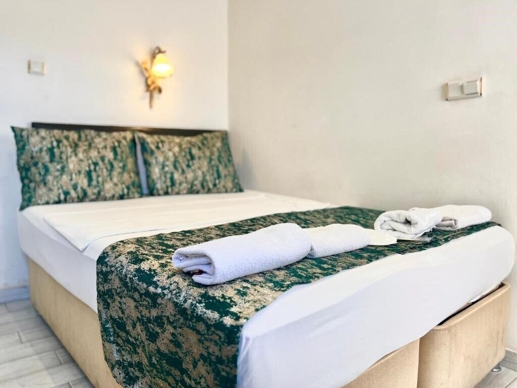 Территория Magnificent Hotel 3*