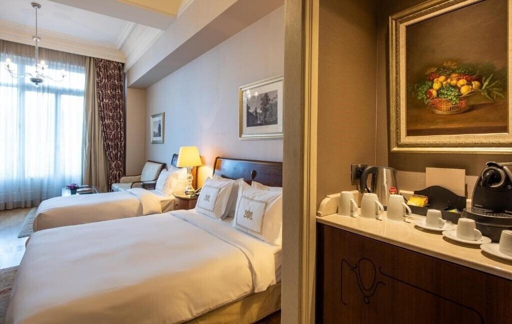 Отель Pera Palace Hotel 5*