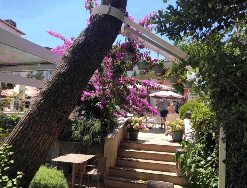 Апартаменты Ascot Hotel Buyukada 3*