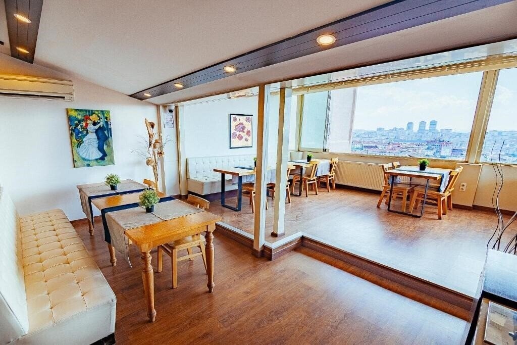 Вид The Milltown Hotel (ex. The Milltown Sisli, Comfort Beige) 3*