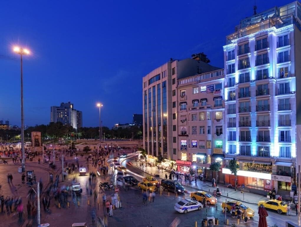 Фотография CVK Taksim Hotel Istanbul (ex. CVK Hotels Taksim) 4*