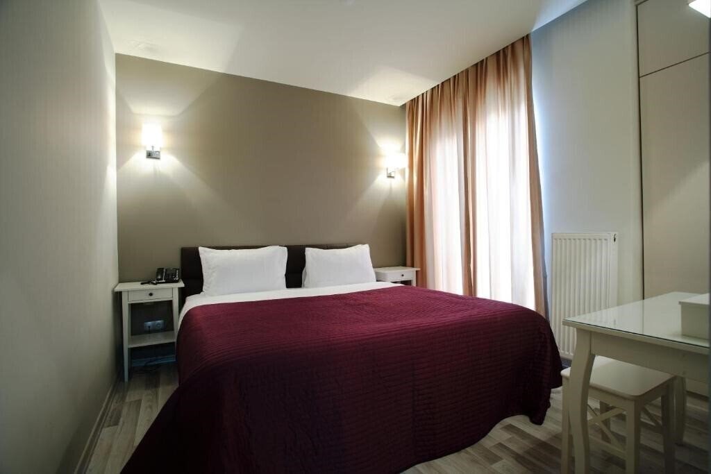 Территория Home Stay Home Sisli 3*