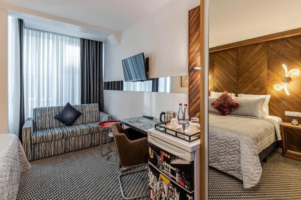 Панорама Parkhouse Hotel & SPA (ex. Park House) 3*