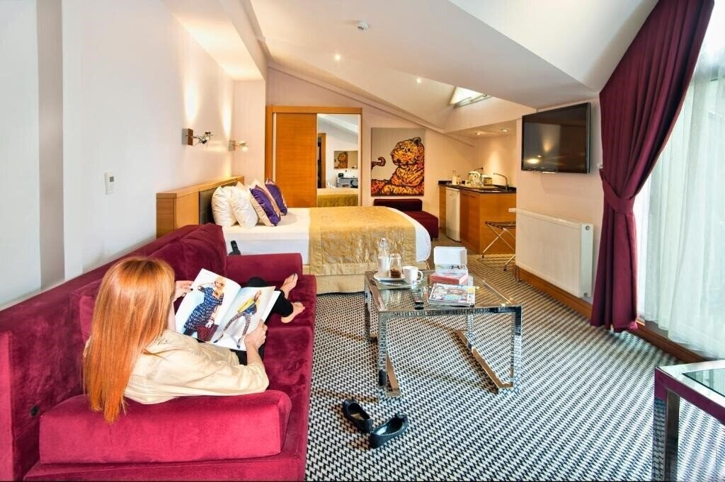 Отель Parkhouse Hotel & SPA 3*