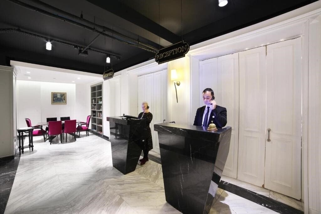 Территория White Monarch Hotel 4*