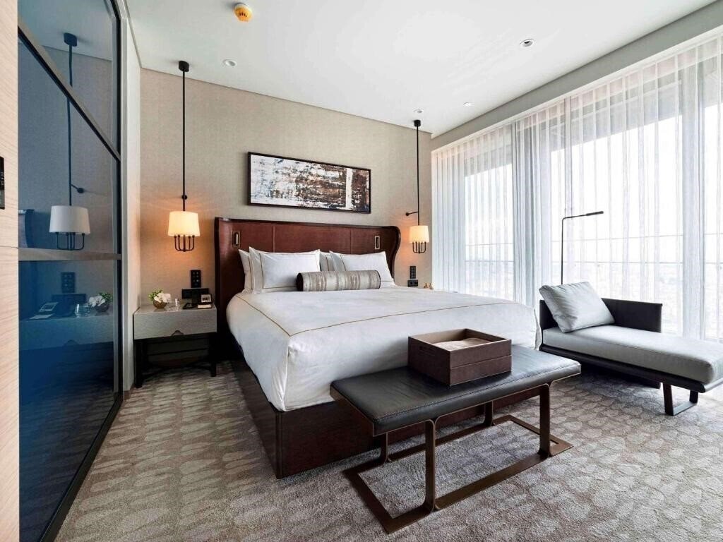 Апартаменты Fairmont Quasar 5*