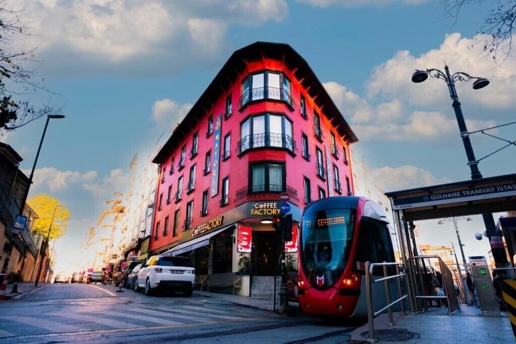Отель Navoris Hotel 4*