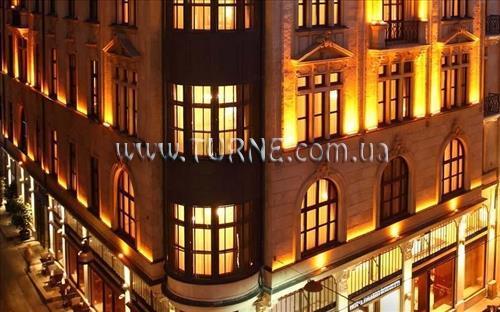 Территория Palazzo Donizetti 4*