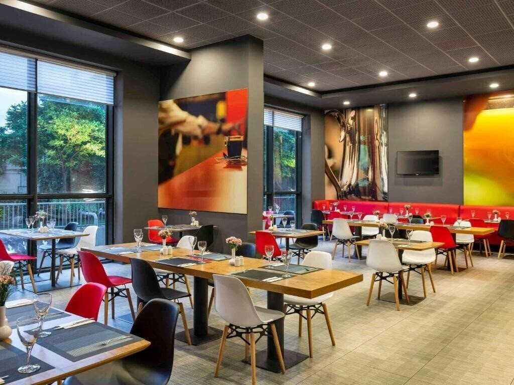 Территория Ibis Istanbul Tuzla Hotel 3*