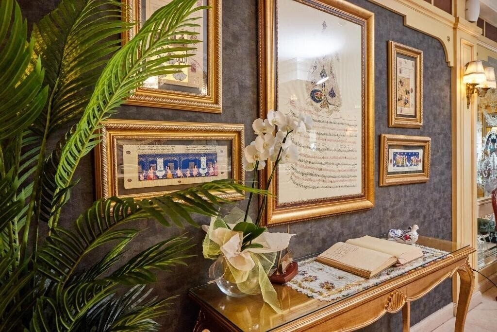 Вид Hotel 1207 Sultanahmet (ex. 1207 Hotel, Hotel 1207 Special Class Sultanahmet, Alzer Hotel, Alzer Hotel Butik) 4*