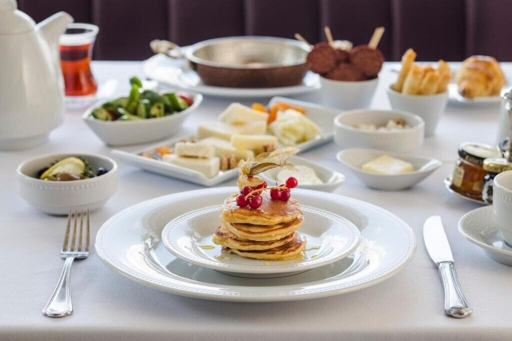 Панорама Bosphorus Palace (ex. Bosphorus Palace Hotel Special Class) 5*