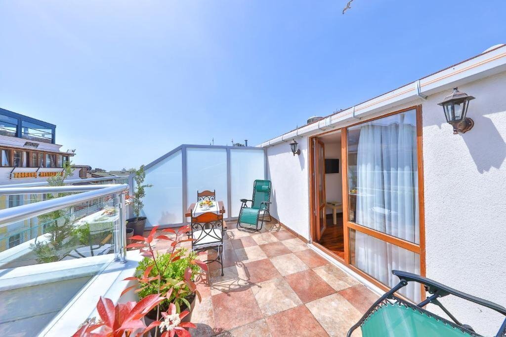 Панорама Senatus 3*