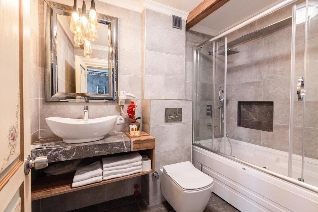 Вид Romantic Hotel Istanbul 3*