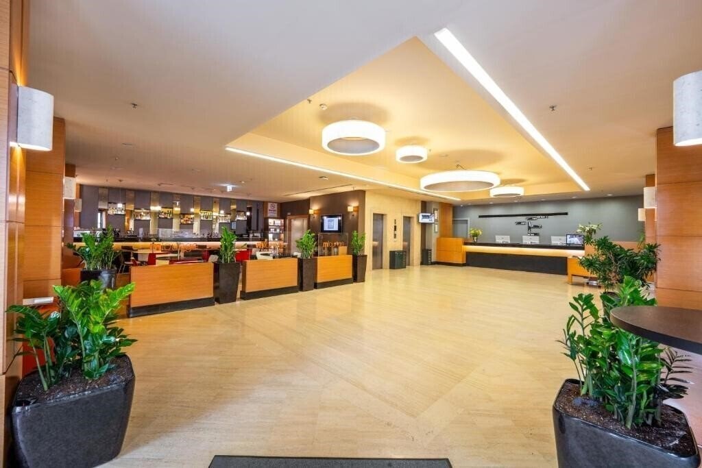Вид Midtown Hotel 4*