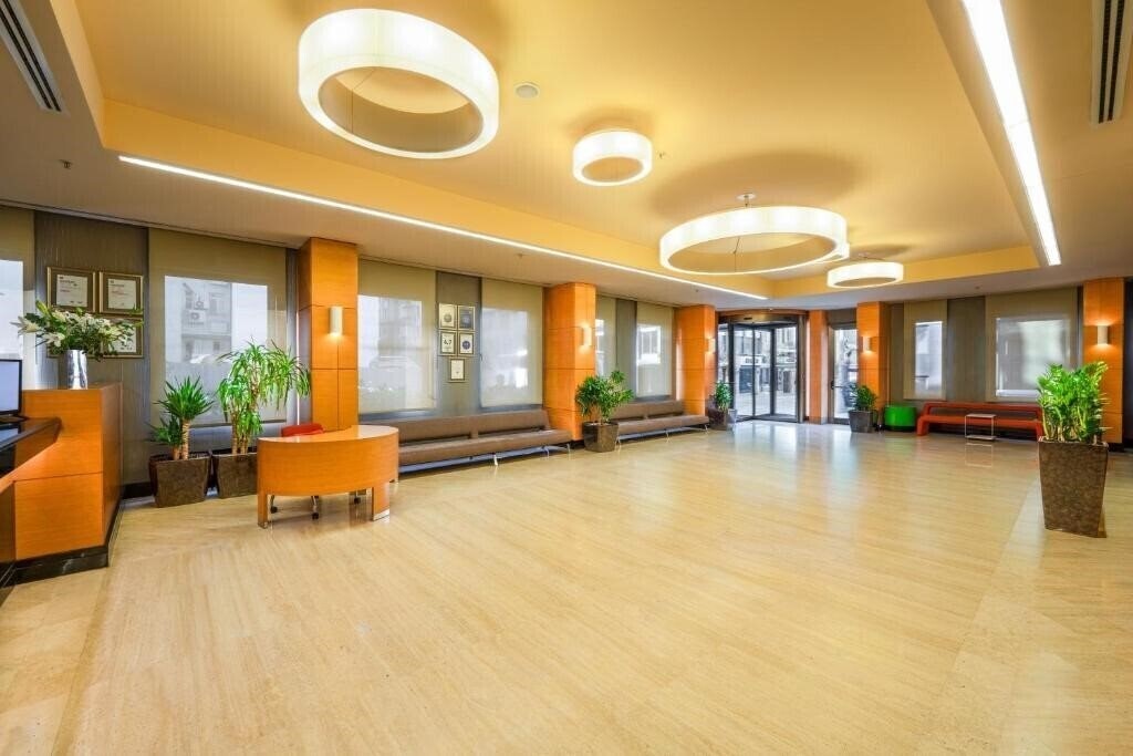 Территория Midtown Hotel 4*